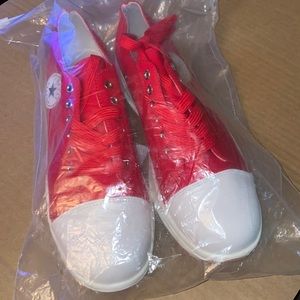 Canvas Chic Me Sneakers